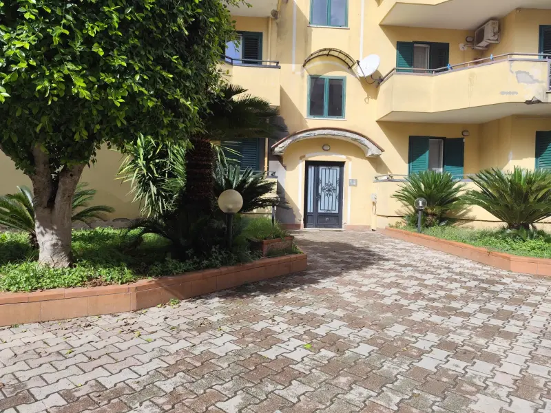 Trilocale in via rao, capodrise