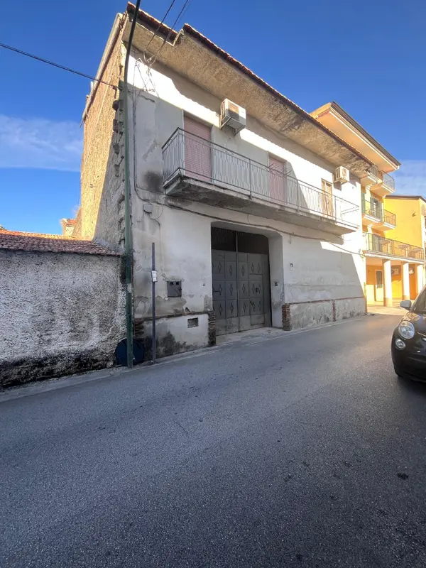 Villetta in Via Luigi Carbone, Marcianise